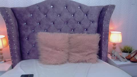 Snapshot of raven_love_ chatting on September 19, 2025, 7:58 pm raven_love_ online show from September 19, 2025, 7:58 pm