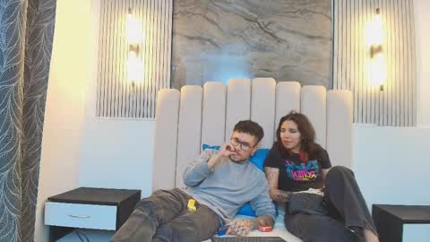 ravenandcody online show from October 1, 2025, 2:39 am