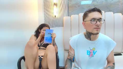 ravenandcody online show from November 7, 2025, 4:01 am