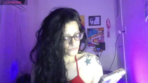 Snapshot of ravenandsin chatting on December 28, 2024, 11:59 pm Raven online show from December 28, 2024, 11:59 pm