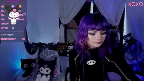 ravencollen online show from March 20, 2026, 7:52 pm