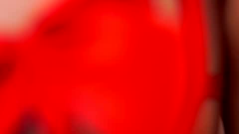 Lav online show from December 15, 2025, 7:18 pm