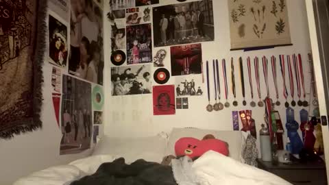 Raven online show from February 8, 2026, 7:23 am