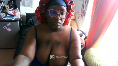 ravenous_rabbii online show from March 14, 2026, 2:33 pm