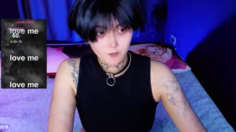 Snapshot of ravens_nest_ chatting on October 15, 2025, 4:18 pm Raven online show from October 15, 2025, 4:18 pm