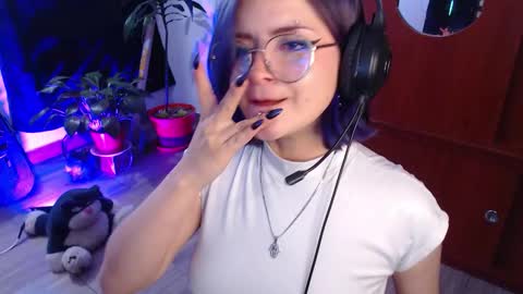 raventh_ online show from February 5, 2026, 2:05 am