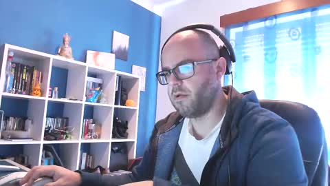 Snapshot of ravingr3d3 chatting on February 26, 2025, 9:10 am ravingr3d3 online show from February 26, 2025, 9:10 am