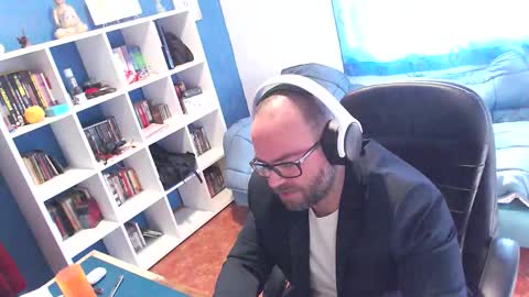 ravingr3d3 online show from January 6, 2026, 10:19 am