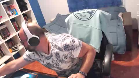 ravingr3d3 online show from March 16, 2026, 11:09 pm