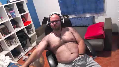 Snapshot of ravingr3d3 chatting on June 28, 2026, 12:27 am ravingr3d3 online show from June 28, 2026, 12:27 am