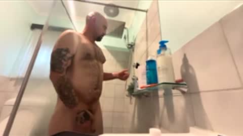 Down under guy online show from February 23, 2026, 5:05 am