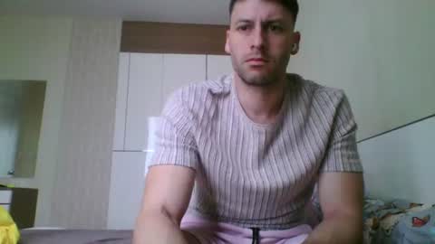 rawdr3 online show from June 12, 2026, 6:23 am