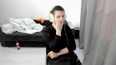 Ray online show from March 10, 2026, 7:46 am