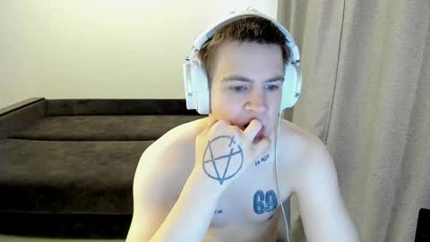 Ray online show from April 22, 2026, 5:54 am