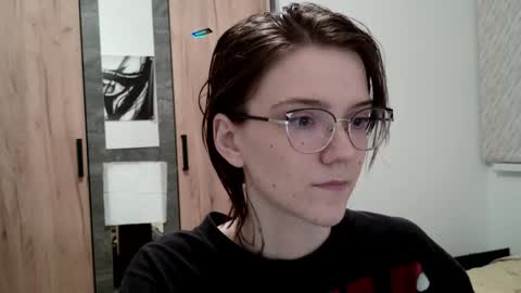 Ray-Ray online show from April 19, 2026, 6:10 pm