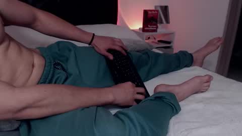 Ray online show from October 7, 2025, 9:34 pm