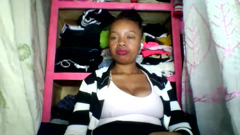 rayana_69 online show from May 15, 2026, 11:34 pm
