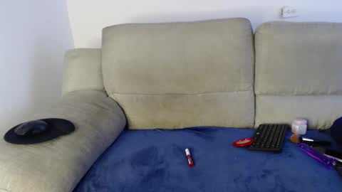 Ray  online show from February 13, 2026, 6:26 pm