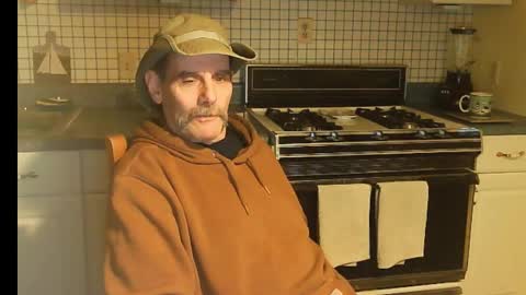 Ray online show from November 24, 2025, 11:48 pm