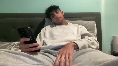 Snapshot of raymondg8596 chatting on February 4, 2025, 1:56 am raymondg8596 online show from February 4, 2025, 1:56 am