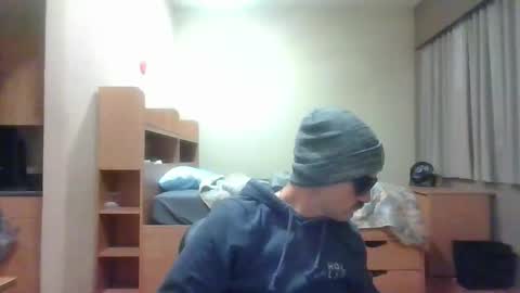 RayMundo online show from November 15, 2025, 10:37 pm