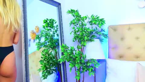 RaysaDrake online show from March 27, 2026, 8:26 am