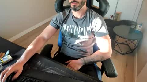 raysexparty online show from April 27, 2026, 6:11 am