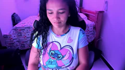 Snapshot of rayza_mature_ chatting on November 1, 2025, 3:08 am Danna online show from November 1, 2025, 3:08 am