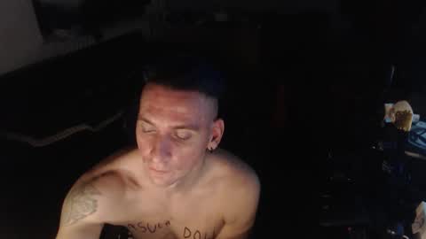 Rayzel online show from November 10, 2025, 10:53 pm