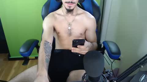 Snapshot of realace9 chatting on October 6, 2025, 1:08 pm realace9 online show from October 6, 2025, 1:08 pm