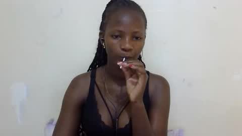 Snapshot of realqueen_ chatting on March 8, 2025, 3:17 am queen online show from March 8, 2025, 3:17 am