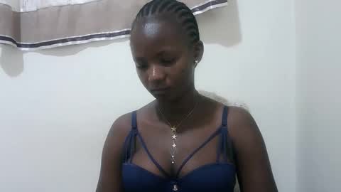 queen online show from October 12, 2025, 10:25 am