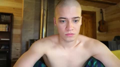 AliceEve online show from March 2, 2026, 6:58 am