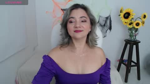 Snapshot of rebeca_milf chatting on October 31, 2025, 1:34 pm REBECA online show from October 31, 2025, 1:34 pm