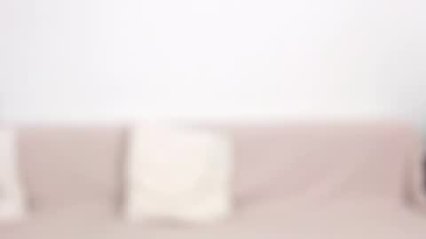 rebecamur online show from April 4, 2026, 5:21 pm