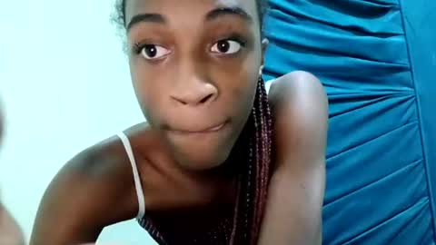 Tu mami Rebecca online show from June 24, 2026, 2:10 am