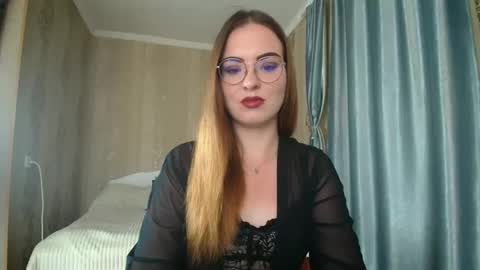 Rebecca online show from September 11, 2025, 1:22 pm