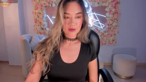 Rebe online show from February 26, 2025, 2:15 am