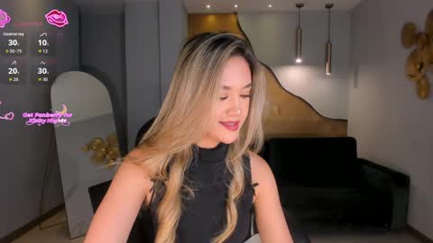 Rebe online show from March 25, 2026, 7:42 pm