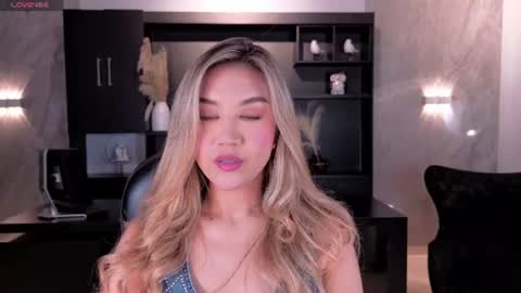 Snapshot of rebeccahudson_ chatting on June 14, 2026, 6:21 pm Rebe online show from June 14, 2026, 6:21 pm