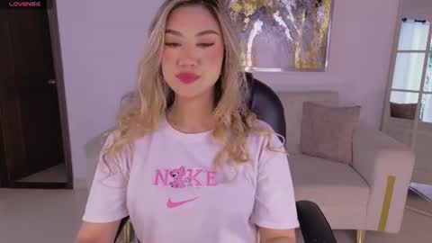 Snapshot of rebeccahudson_ chatting on July 2, 2026, 6:47 pm Rebe online show from July 2, 2026, 6:47 pm
