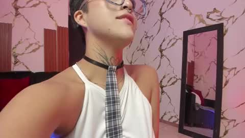 Snapshot of rebeka_baker chatting on November 2, 2025, 12:07 pm REBEKA online show from November 2, 2025, 12:07 pm