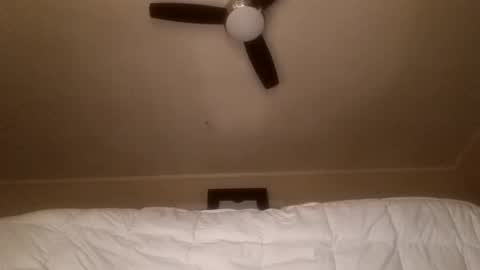 Snapshot of recka810 chatting on January 8, 2025, 5:05 am recka810 online show from January 8, 2025, 5:05 am