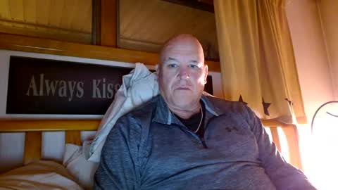 Mtn. Man online show from October 13, 2025, 1:05 am