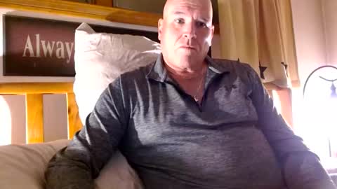 Mtn. Man online show from November 3, 2025, 1:19 am