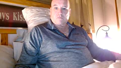 Mtn. Man online show from November 23, 2025, 2:11 am