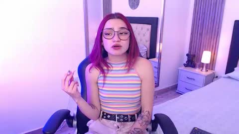 Kitty online show from October 10, 2025, 8:52 pm