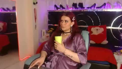 Luna online show from September 20, 2025, 12:55 am