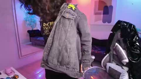 Res Moon online show from October 13, 2025, 11:21 am