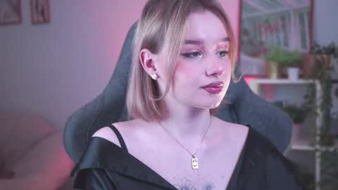 QUEEN OF EVIL online show from December 4, 2024, 5:55 pm